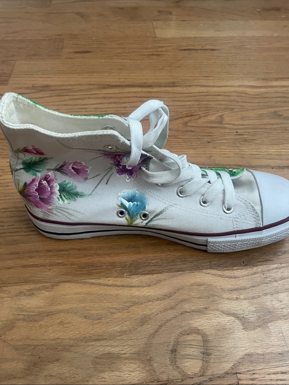 Hand-Painted Green Floral High-Top Sneakers with White Accents - Picture 4 of 8
